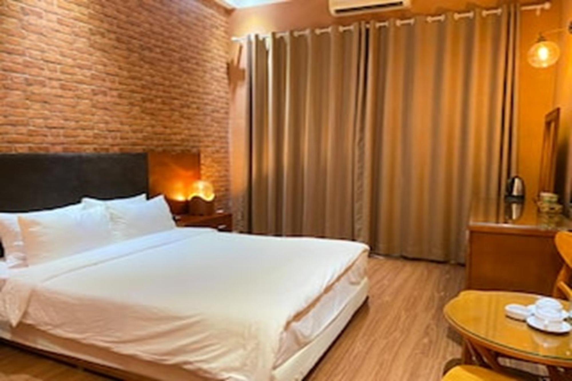 Super Oyo Capital O 1173 Le Grand Hanoi Hotel - The Ruby Extérieur photo